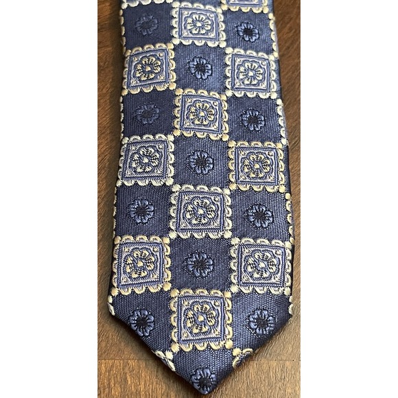 Jos. A. Bank Signature Collection, Blue, 100% Silk Men’s Neck Tie, Made In China - Picture 6 of 9
